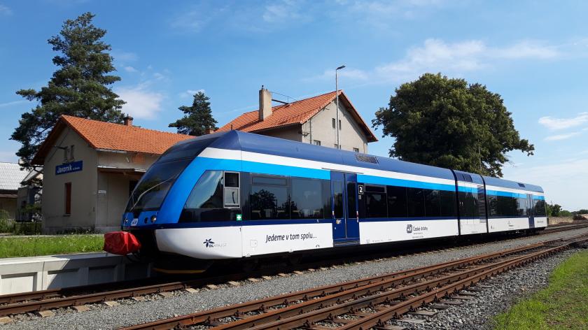 Inforail - Powrót pociągów na linię Lipová Lázně – Javorník ve Slezsku po powodziowej przerwie. Trwała półtora roku