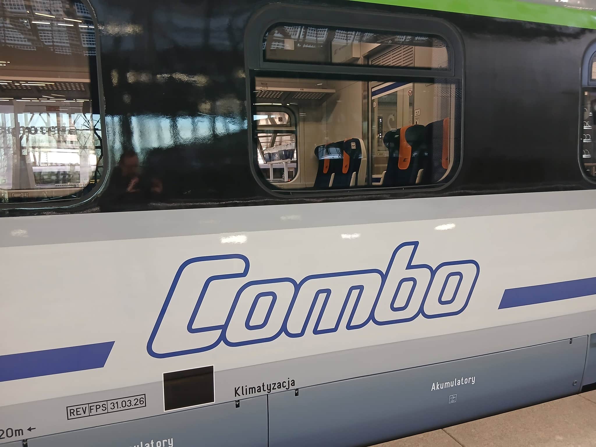 Inforail - Nowe wagony COMBO PKP Intercity już na torach. KPO napędza modernizację polskiej kolei