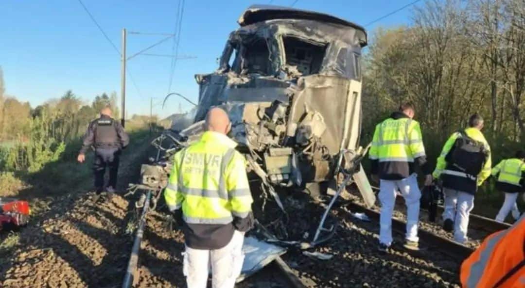 Inforail - Ciężarówkę, która wjechała pod TGV prowadził Polak. Został zatrzymany przez francuską policję