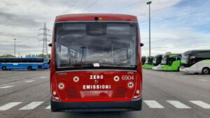 Infobus - Ziębice bez elektrobusów Karsan e-ATA. Oferta Kinetika w budżecie, ale z błędem
