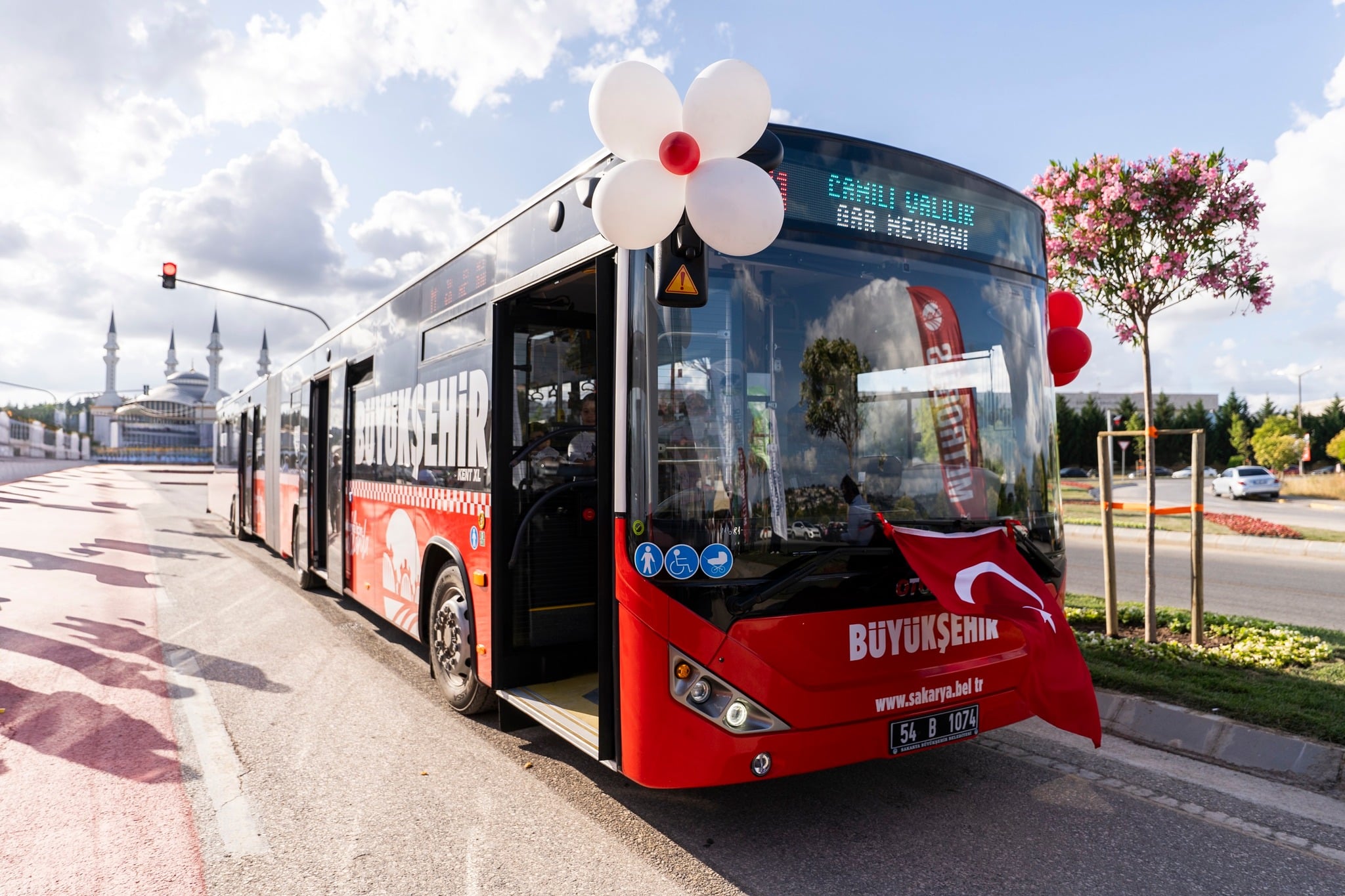 Infobus - PKS Gostynin wchodzi do miejskiej sieci ZTM Warszawa. Majowa MEGA umowa za 623 mln PLN