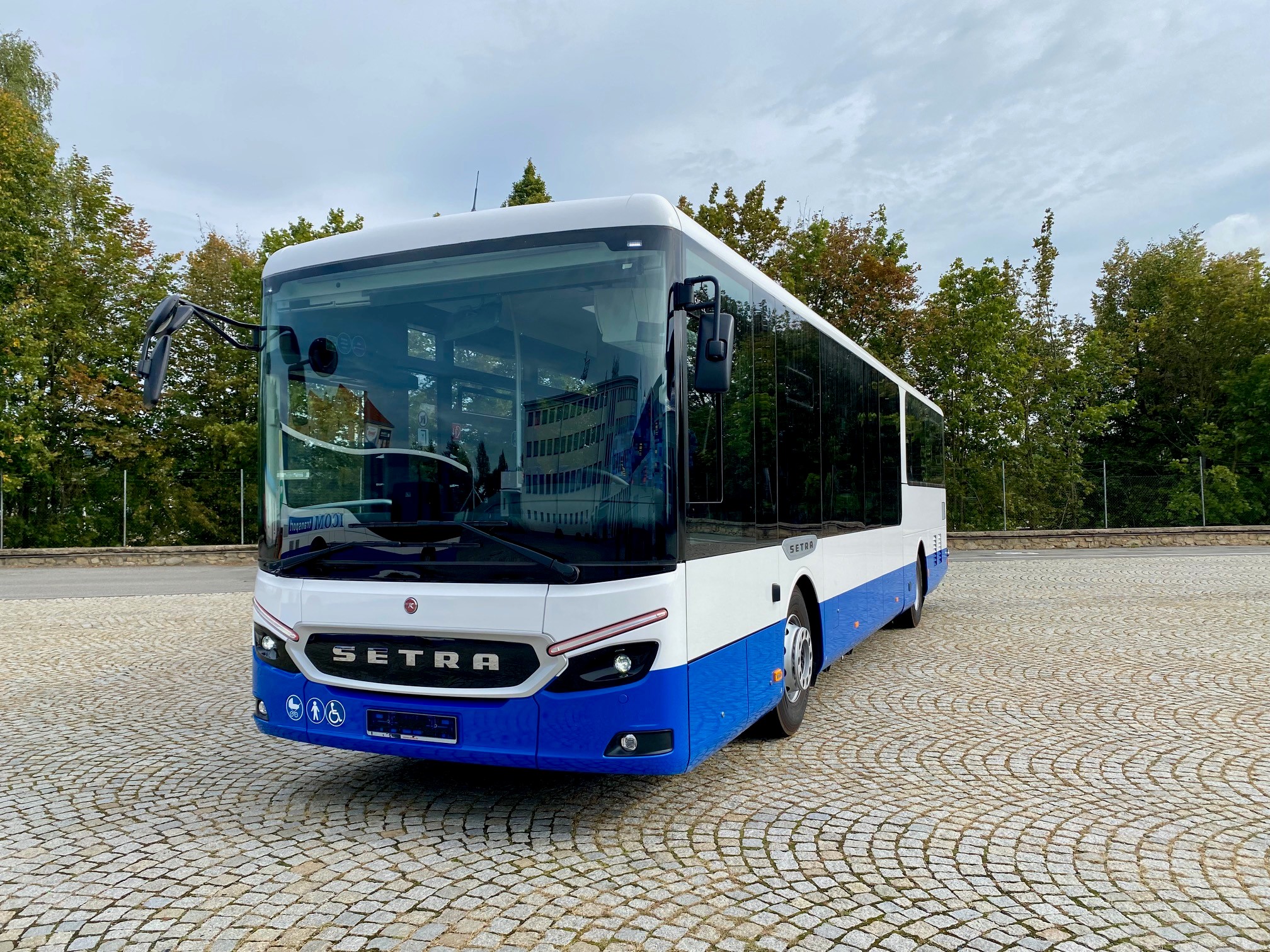 Infobus - Czeski ICOM kupuje 82 autobusy Setra S 515 LE . Najmiększa taka flota w regionie