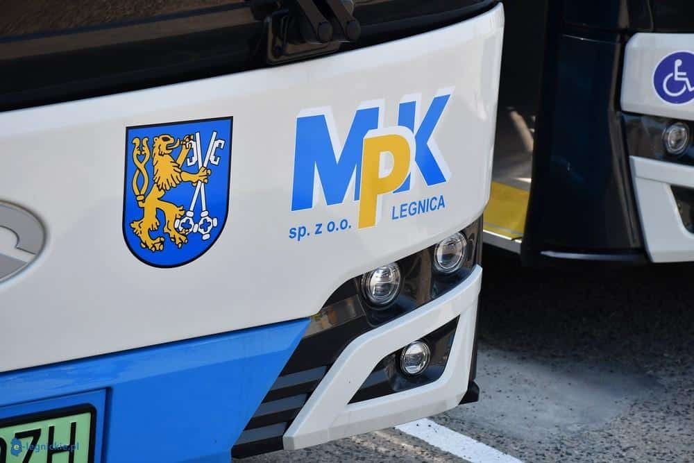 Infobus - Legnica bez 15 autobusów hybrydowych. MPK unieważnia przetarg tuż przed otwarciem ofert