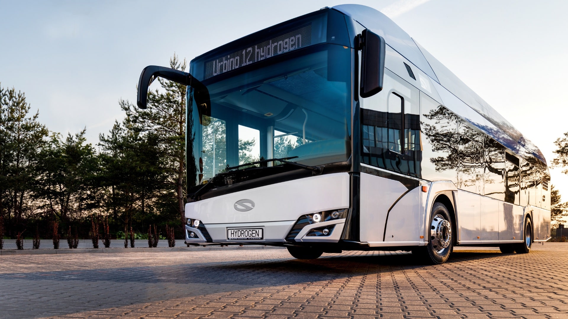 Infobus - Solaris wybiera Ballard dla nowej generacji autobusów wodorowych. Podobnie WrightBus