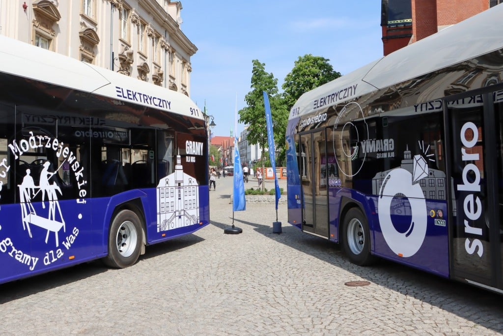 Infobus - MPK Legnica zamknęła dostawy sześciu elektrobusów. Dwa ostatnie Solarisy już na ulicach