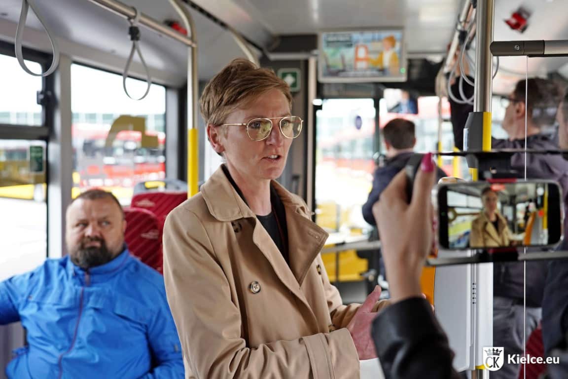 Infobus - Pierwsze kieleckie elektrobusy już wyjechały na linie. Marka Solaris – operator BP Tour