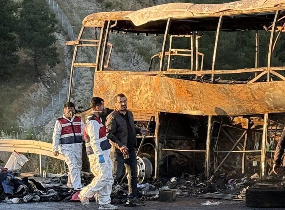 Infobus - Tragiczny wypadek autobusu w Turcji. Osiem osób zginęło, 33 zostały ranne