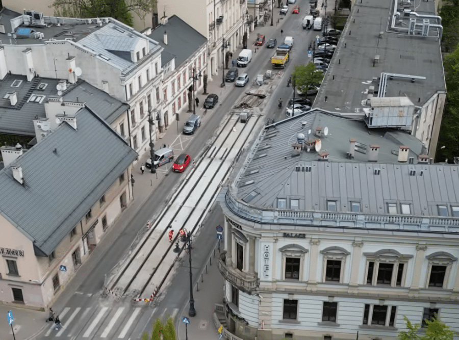 Infotram - Kraków wykorzystuje zamknięcie ul. Piłsudskiego do szerszego remontu torowiska