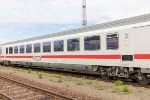 Inforail - PKP Intercity chce kupić kolejne używane wagony z Niemiec. Tym razem na celowniku jest ich 96
