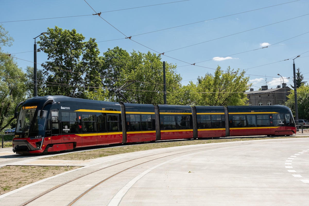 Infotram - Łódź: Tramwaje wracają na al. Śmigłego-Rydza. Linia 13 ma ruszyć już w połowie lipca