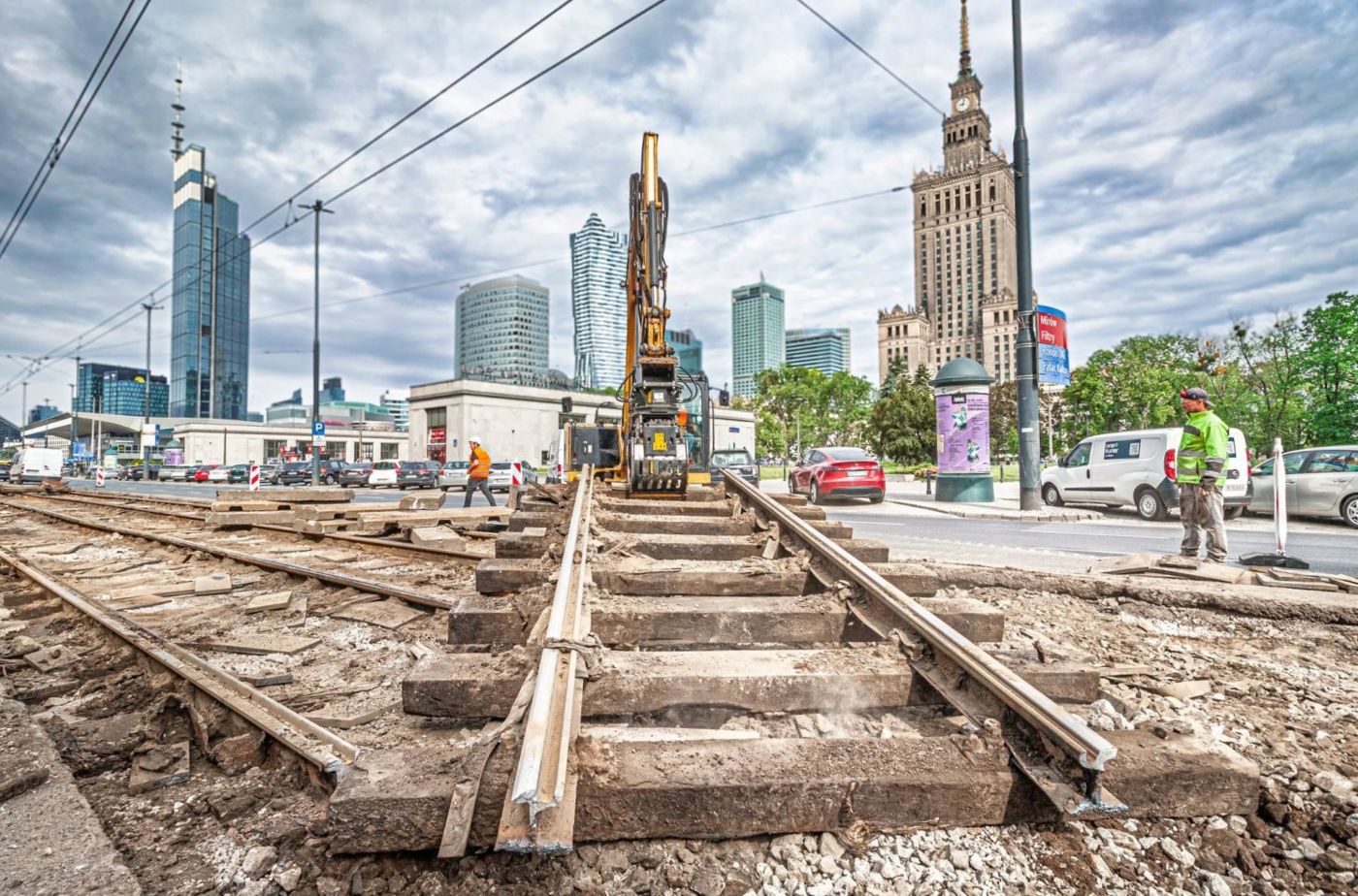 Infotram - Tak źle chyba jeszcze nie było. Tramwaje Warszawskie skumulowały remonty i prawdopodobnie nie dotrzymają terminów