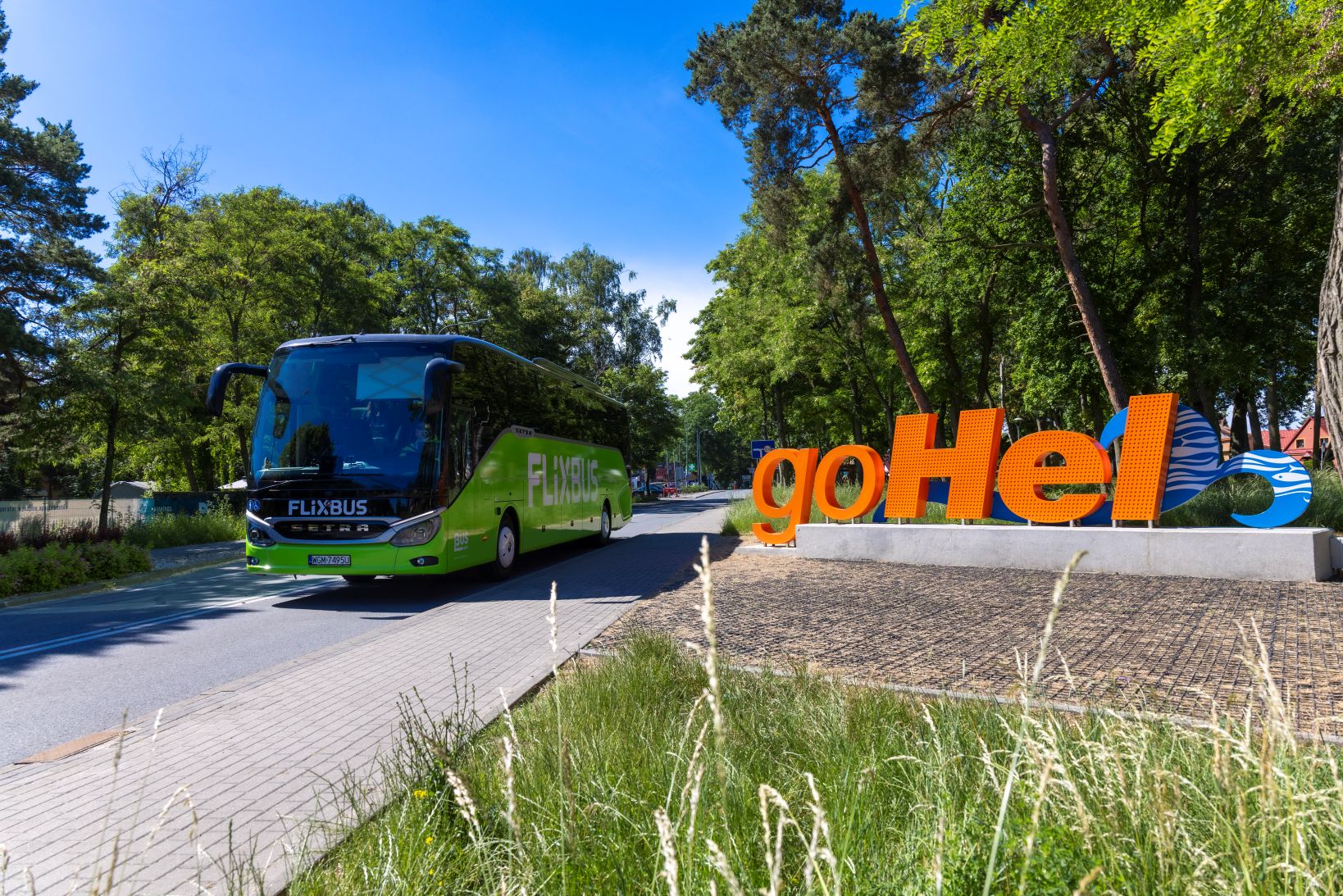 Infobus - FlixBus uruchomił linię 666 do Helu. Autobusy zabiorą też rowery elektryczne