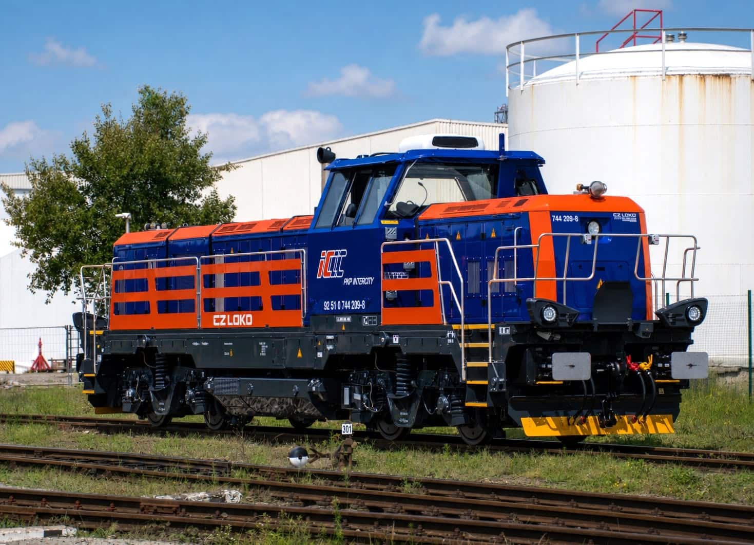 Inforail - CZLoko: Dla PKP Intercity zupełnie nowe lokomotywy EffiShunter 1000