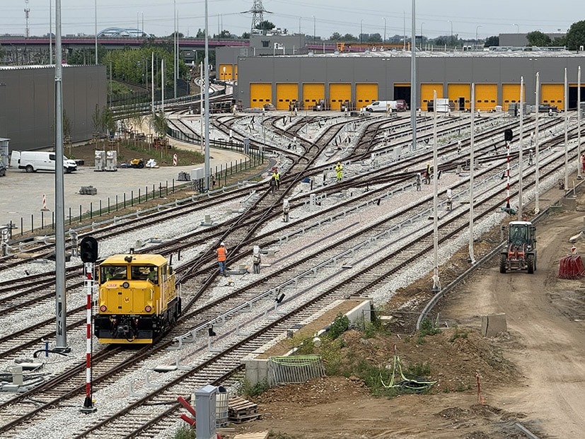 Infotram - Ruszyły jazdy testowe na STP Mory. Metro sprawdza nowe tory przed końcem budowy odcinka M2
