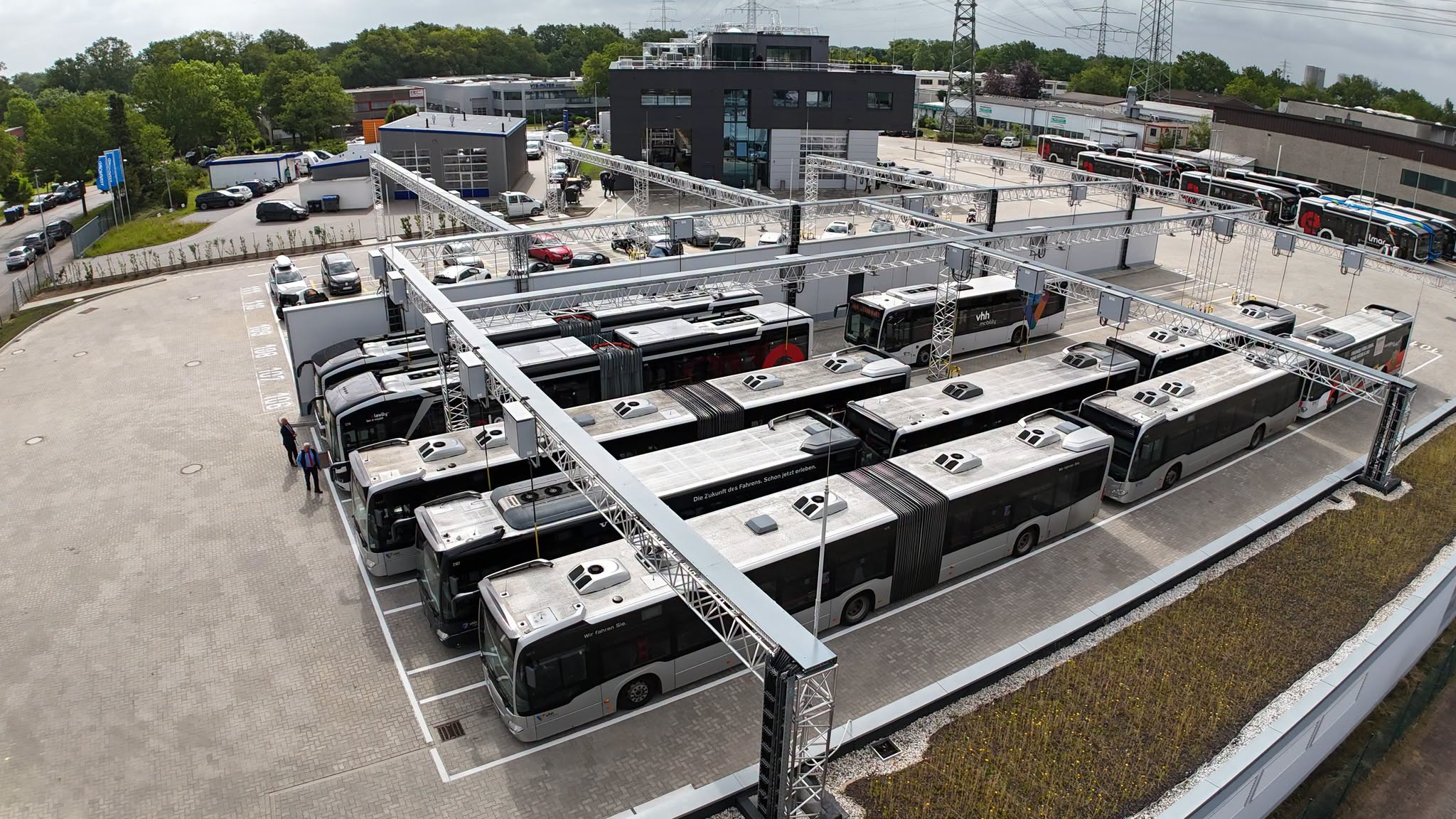Infobus - Hamburg zmodernizował zajezdnię Norderstedt pod elektrobusy. Z 49 ładowarkami od Siemensa
