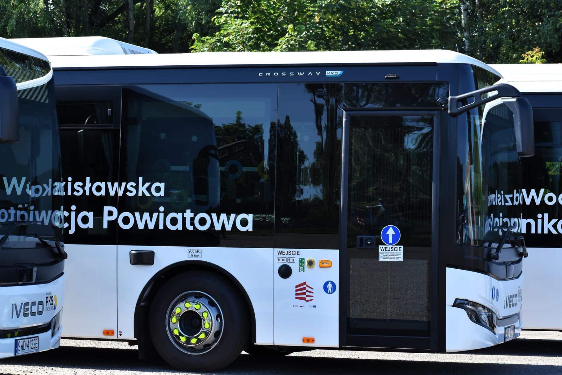 Infobus - Wodzisławska Komunikacja Powiatowa z autobusami Iveco Crossway LE Hybrid