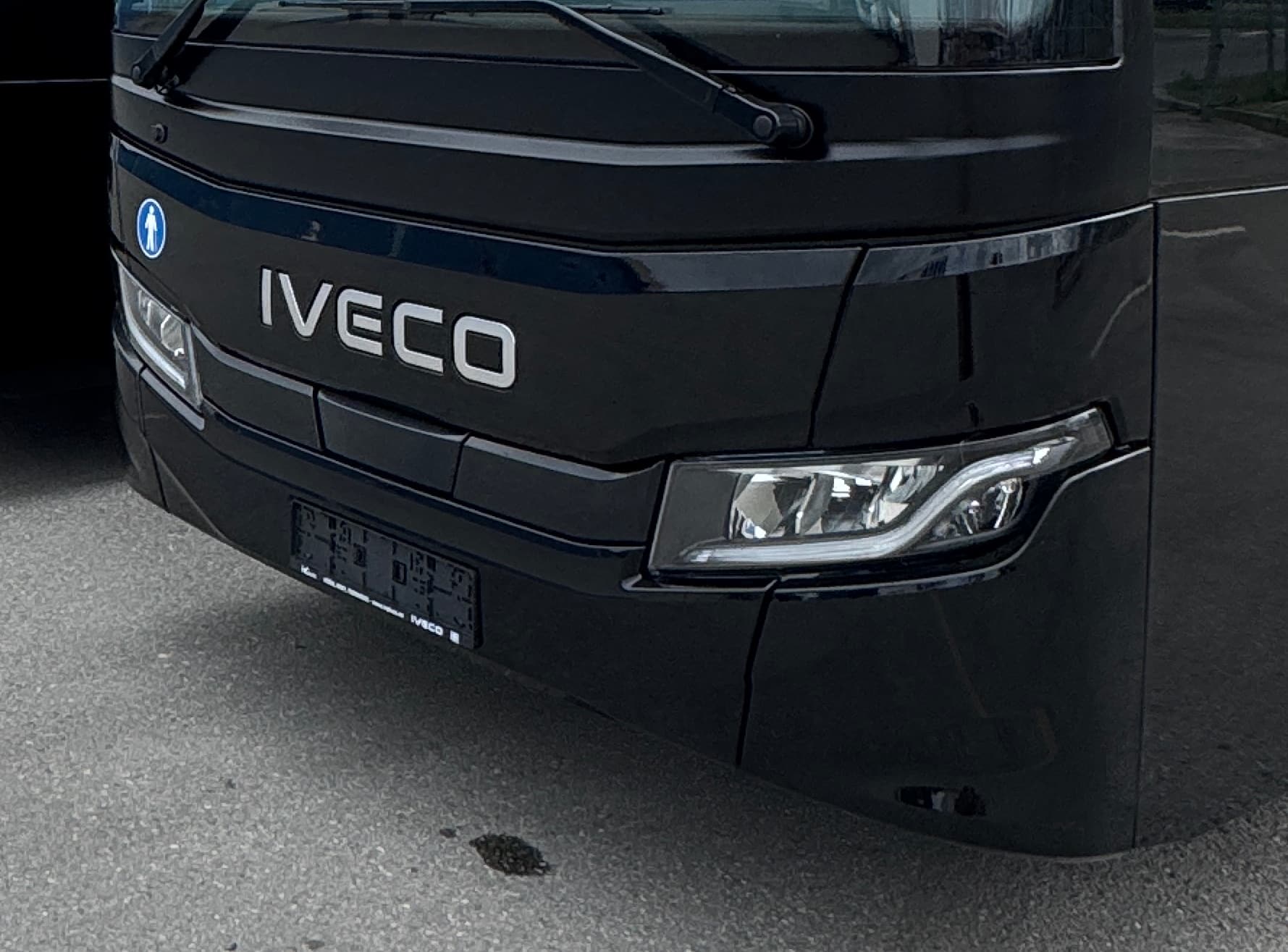 Infobus - Estonia: Cztery 13-metrowe Iveco Evadys dla Policji i Straży Granicznej
