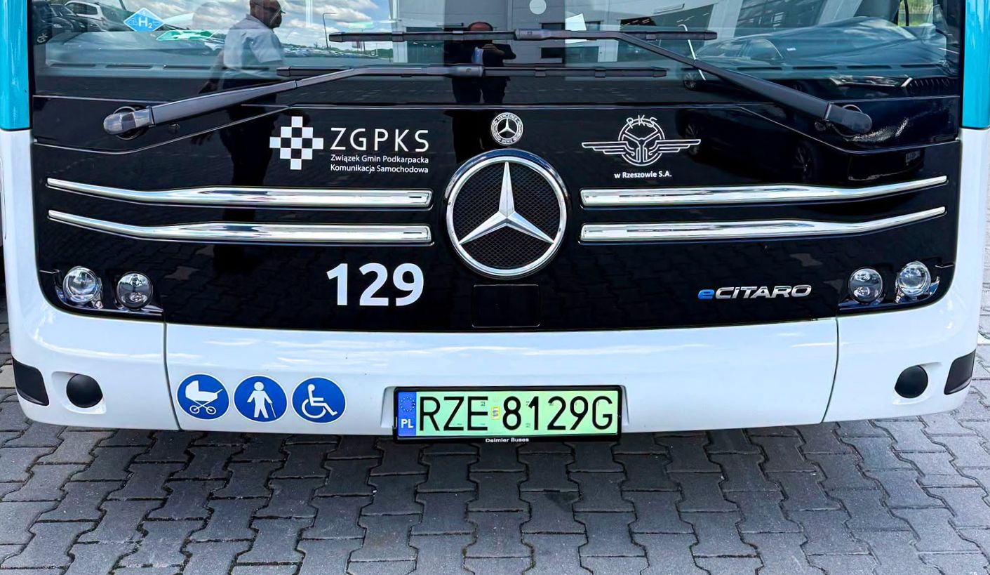 Infobus - Pierwsze autobusy wodorowe Mercedesa w Polsce. eCitaro FC gotowe do pracy w PKS Rzeszów