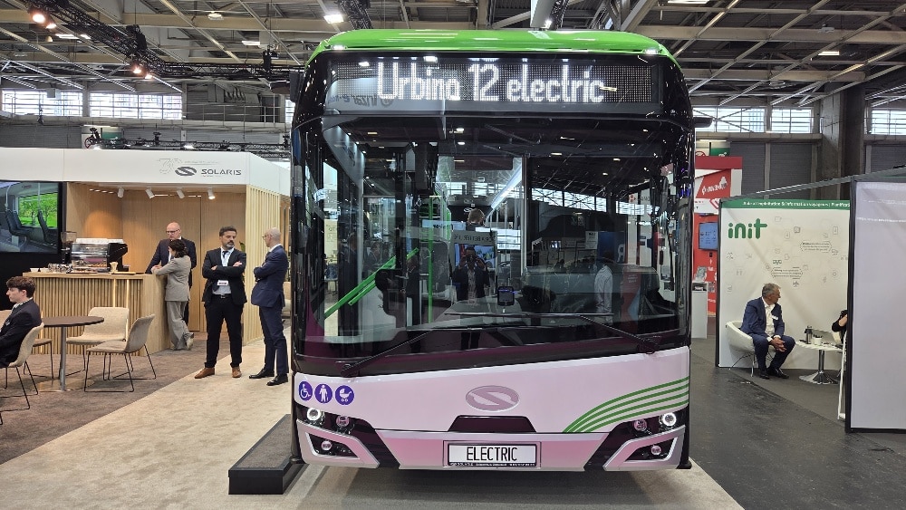 Infobus - Mobco 2026: Solaris pokazuje w Paryżu elektrobus. W tle francuskie kontrakty wodorowe