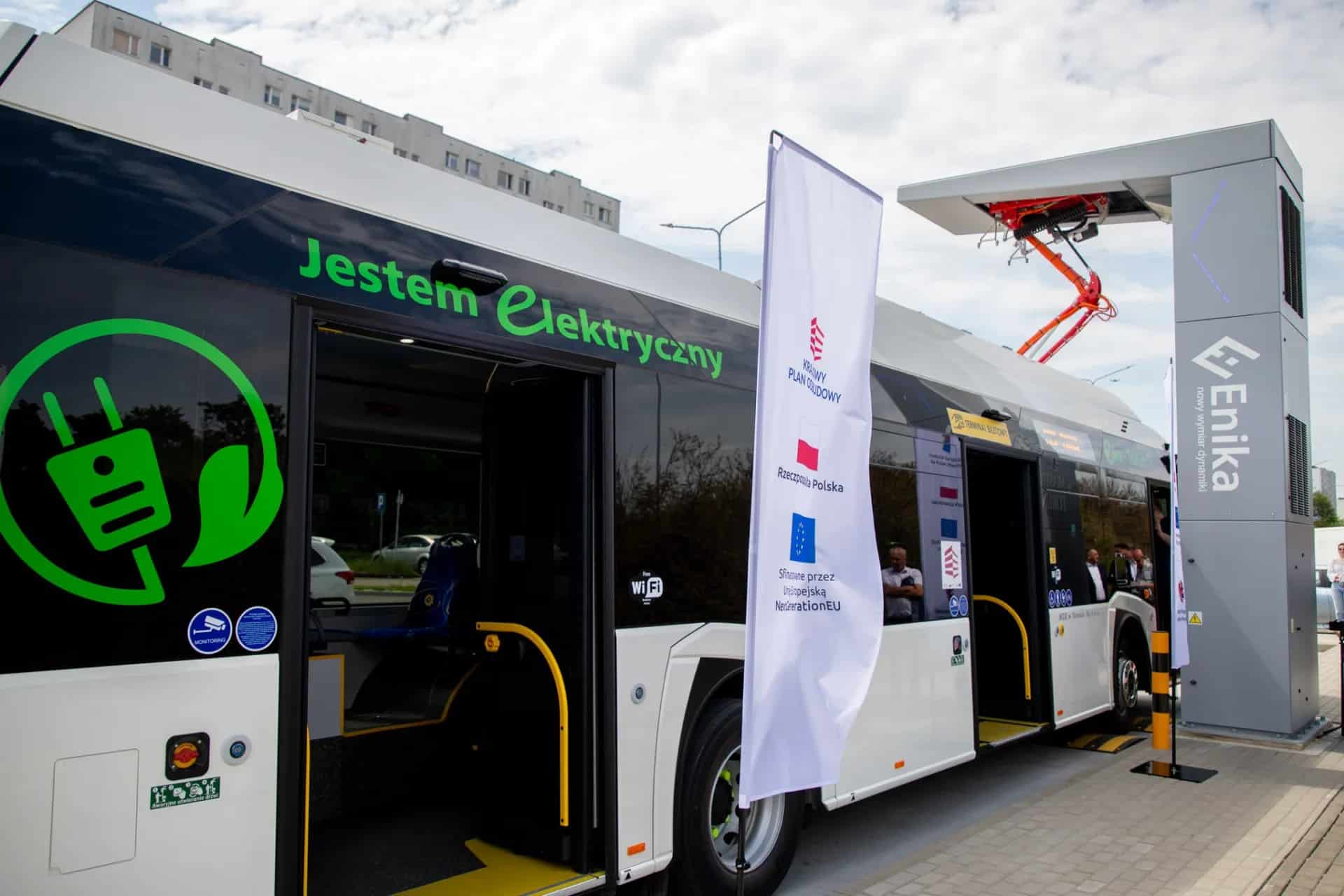 Infobus - MZK Toruń ma już 50 autobusów elektrycznych. Solaris zamyka kontrakt na 40