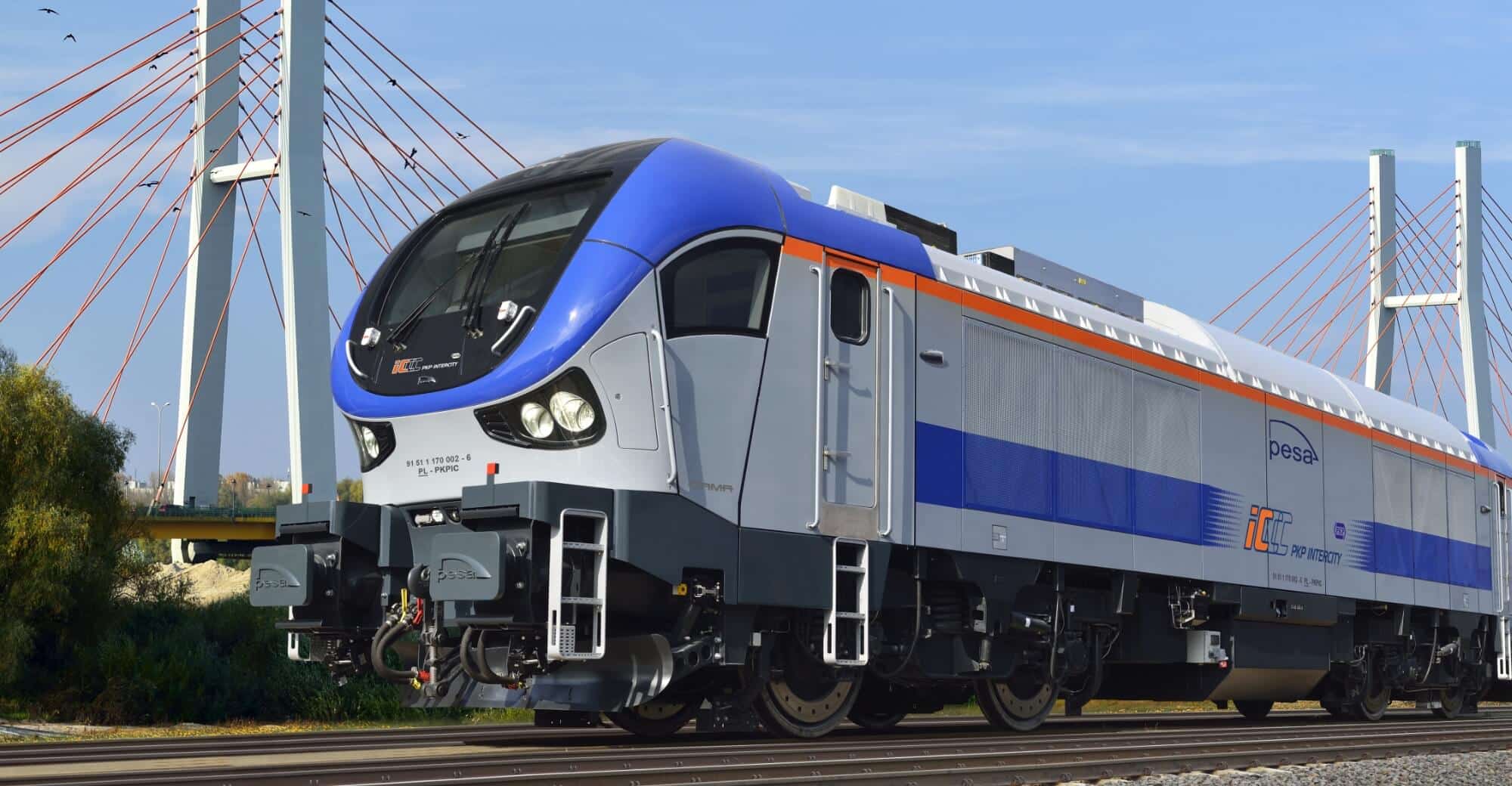Inforail - Jedna oferenta w przetargu PKP Intercity na dostawę lokomotywy spalinowej o prędkości 160 km/h. Ponad budżetem