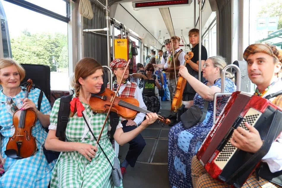 Infotrans - Aż trzy dni bezpłatnej jazdy autobusami i tramwajami MPK Łódź. Na 603. urodziny miasta