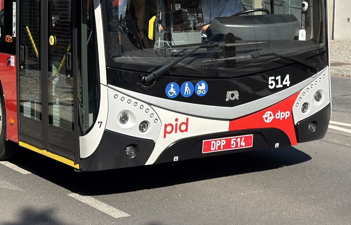 Infobus - Praga otworzyła kolejne trasy trolejbusowe. Linie 51 i 53 już z pasażerami