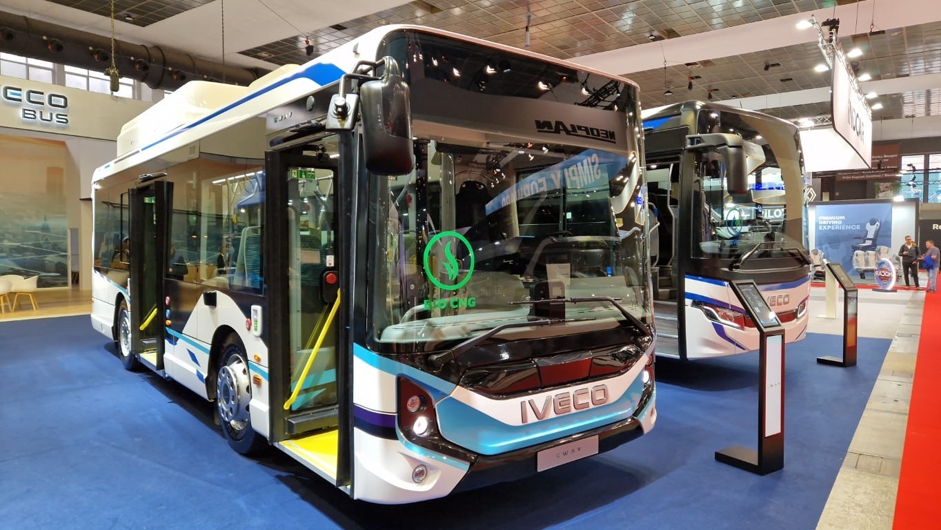 Infobus - Zliner dostarczy trzy midibusy dla słowackiej Hriňovej. Znamy cenę autobusu Iveco G-Way