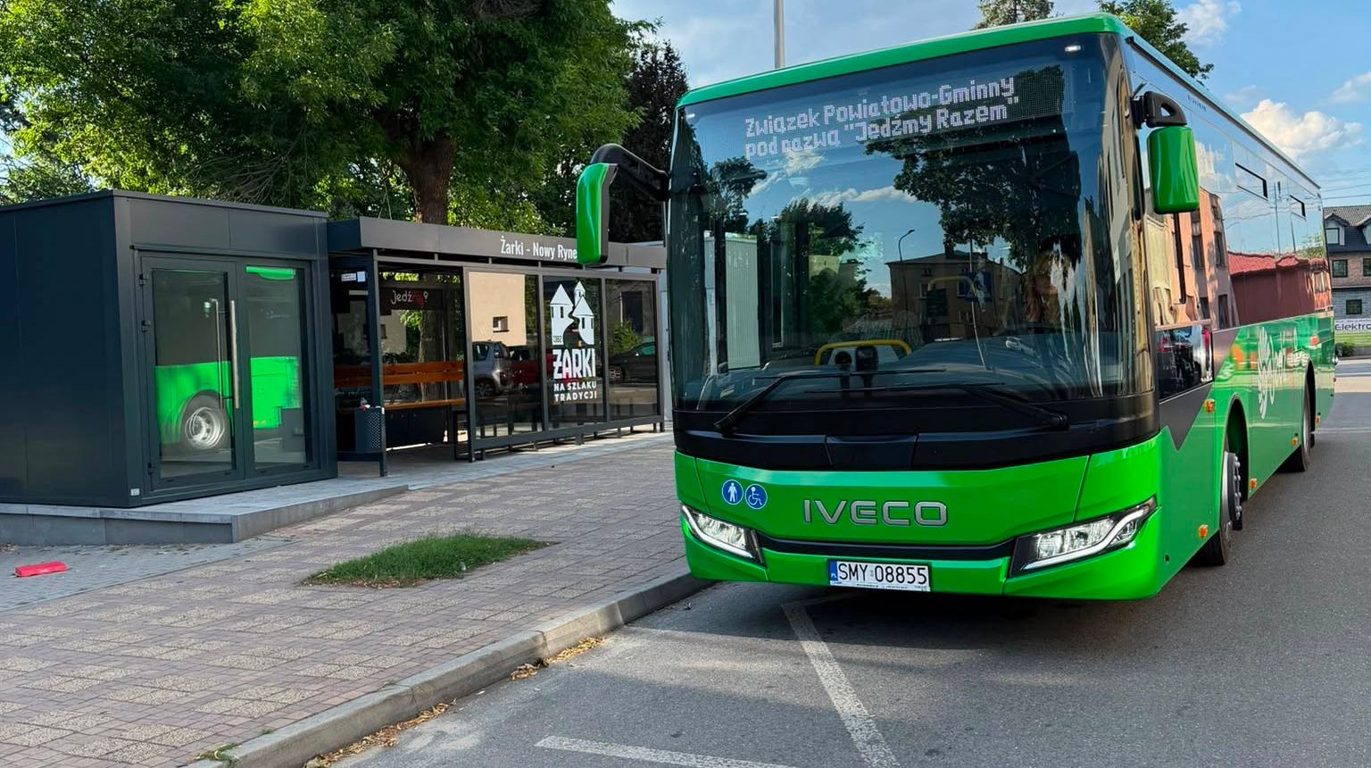 Infobus - Powiat Myszkowski i sześć nowych autobusów. Cztery Mercusy i dwa Iveco