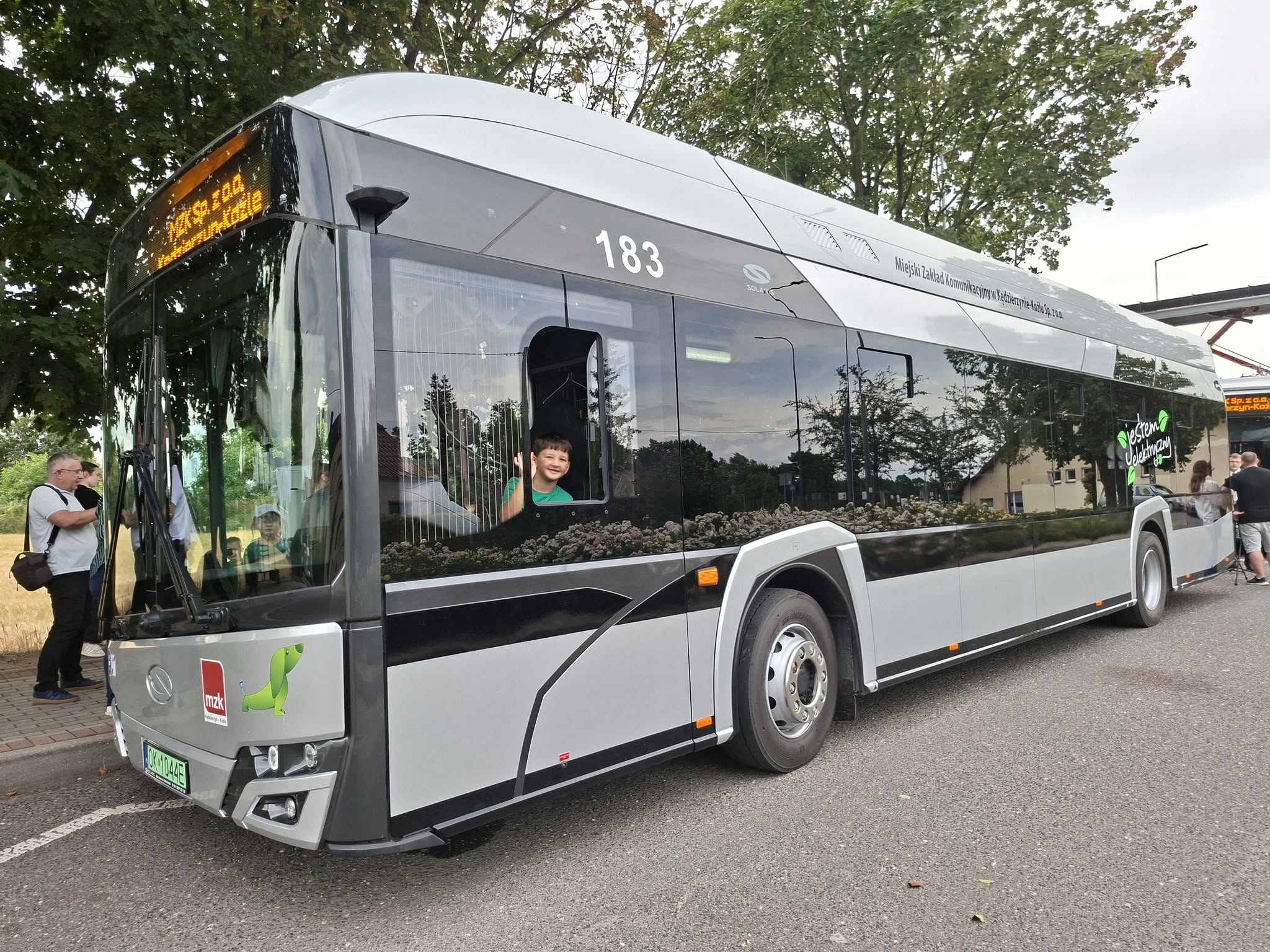 Infobus - MZK Kędzierzyn-Koźle ma już sześć elektrobusów. Kolejne Solarisy wyjeżdżają na linię 5