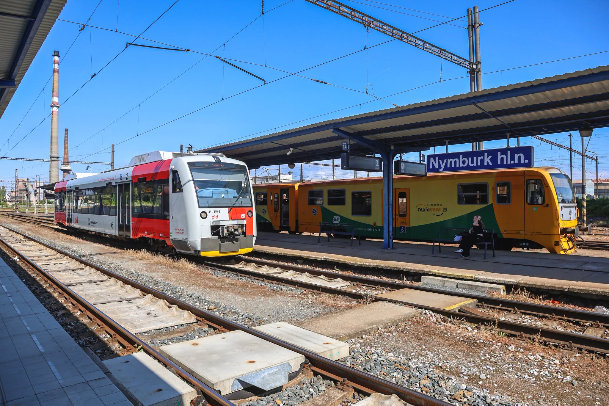 Inforail - Zmodernizowane Stadlery RS1 wyjeżdżają na tory w Czechach. Zastąpią starsze spalinowe zespoły trakcyjne