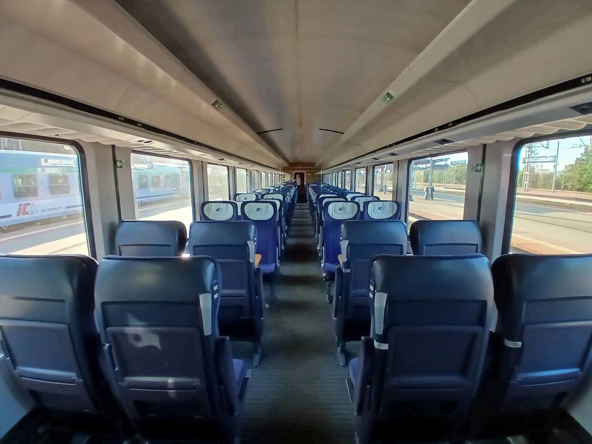Inforail - PKP Intercity chcą kupić 96 wagonów od Deutsche Bahn. Ale Niemcy mocno przesunęli termin składania ofert