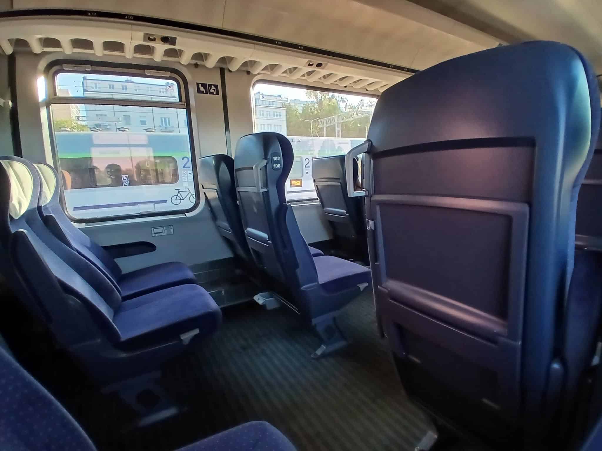 Inforail - Bez rolet i zasłonek w wagonach PKP Intercity odkupionych od Deutsche Bahn. Czy okleina wystarcza?