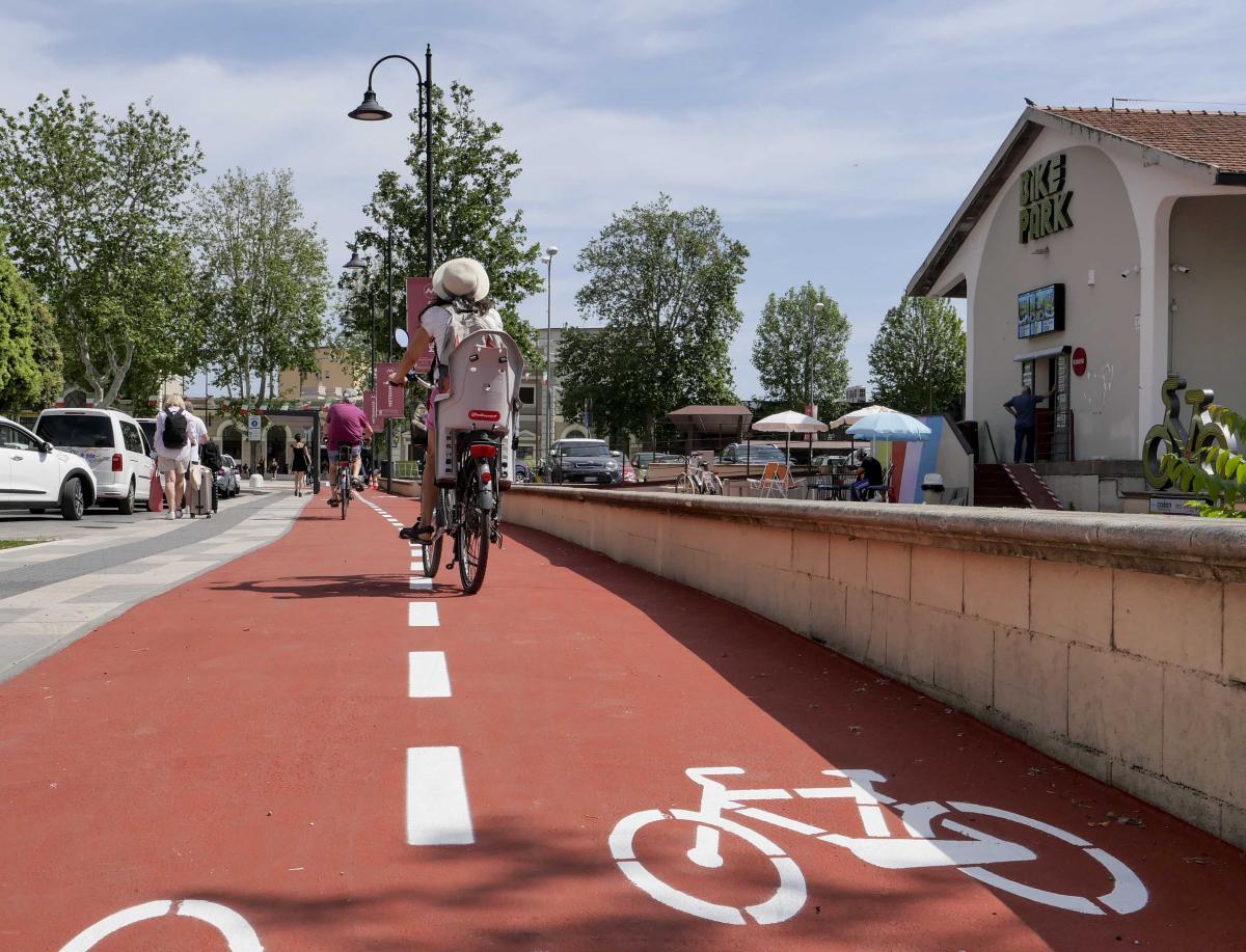 Infobike - Velo-city 2026: Rower i transport publiczny w jednym systemie