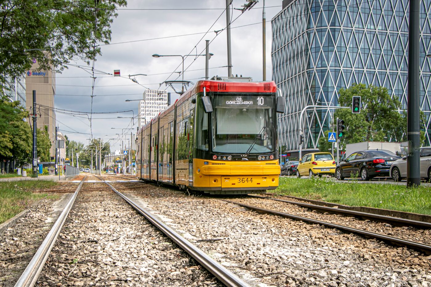 Infotram - Warszawa przesuwa termin ofert na 62 tramwaje. Kolejne odwołanie do KIO