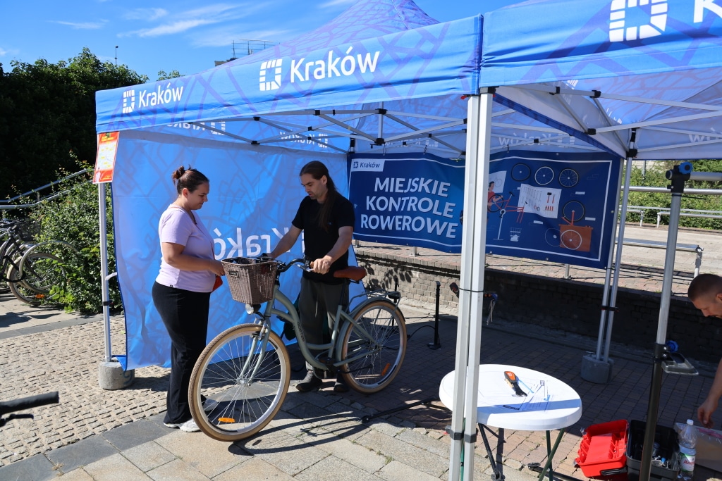 Infobike - Kraków: bezpłatna kontrola rowerów 10 sierpnia. Serwis od 11:00 do 19:00