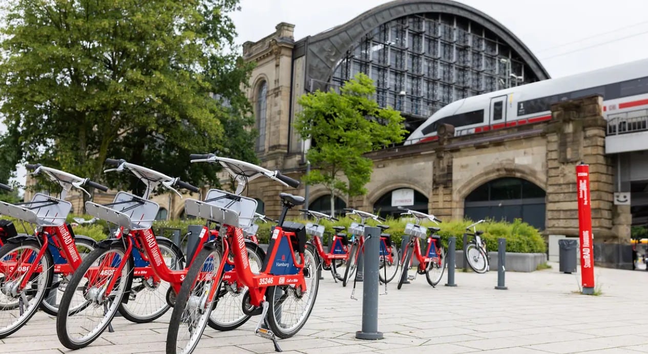 Infobike - Hamburg: Prawie 500 km infrastruktury rowerowej w 10 lat