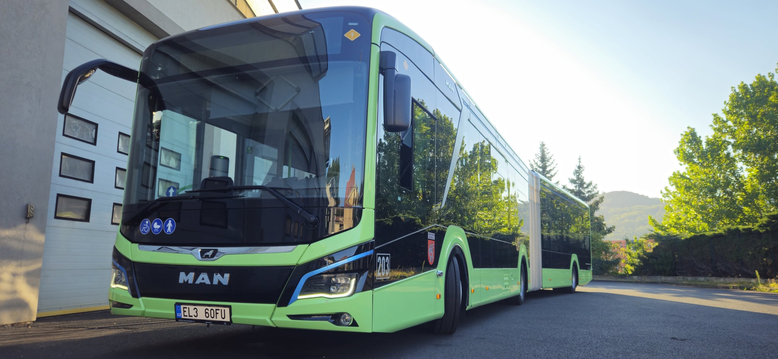 Infobus - Děčín ponowne ogłosił przetarg na 21 autobusów elektrycznych. Trzy długości