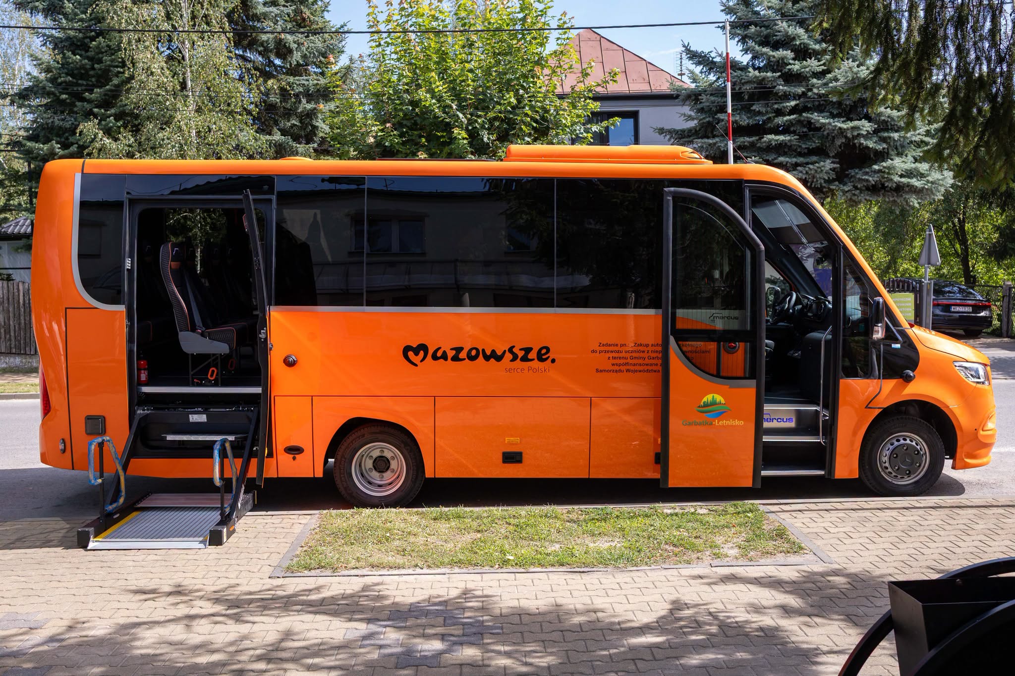 Infobus - Garbatka-Letnisko odebrała minibus Mercusa w ramach „Autobusy dla mazowieckich szkół”