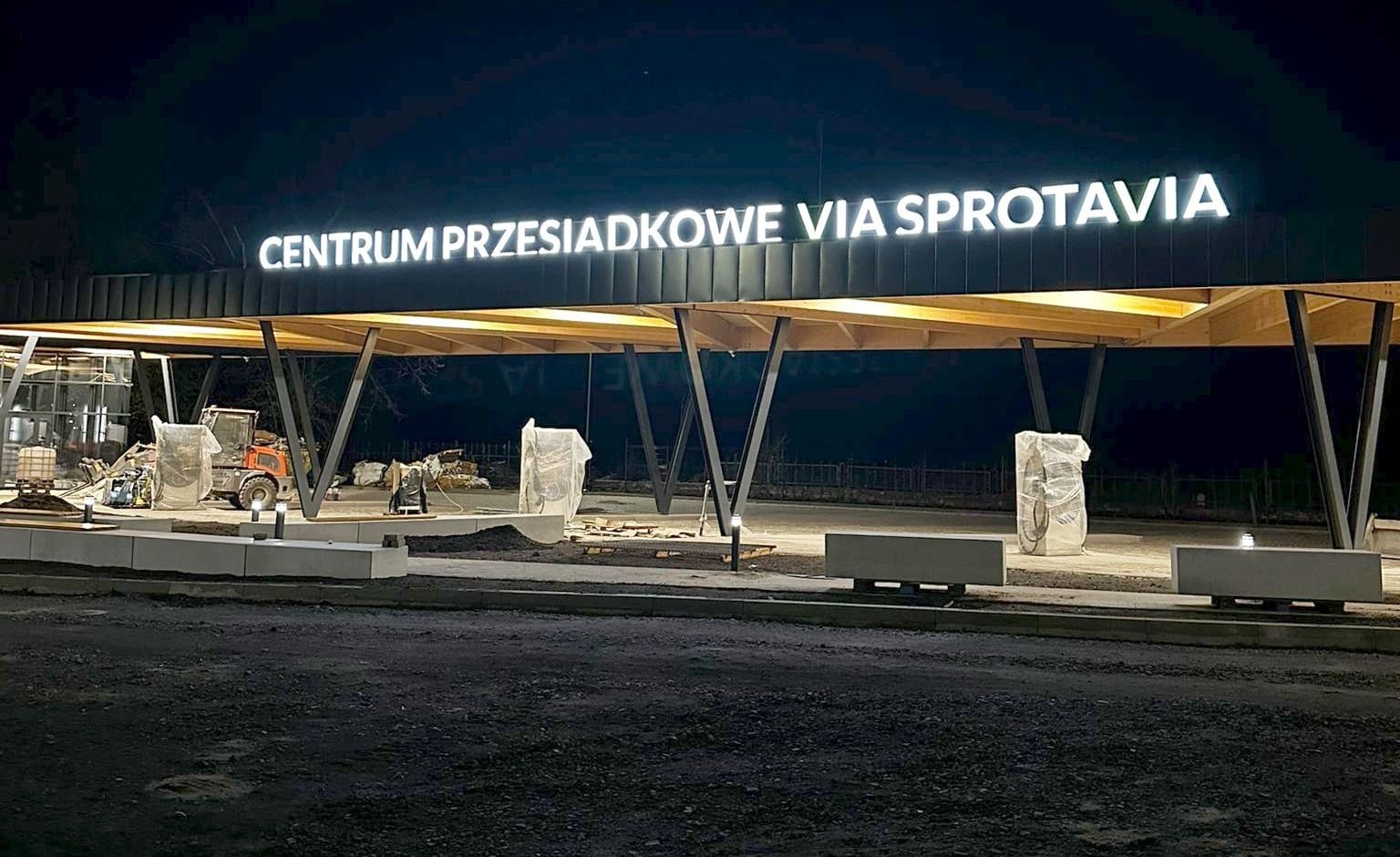 Infotrans - Szprotawa zamawia dziewięć tablic pasażerskich SDIP. Technologia LED i e-papier