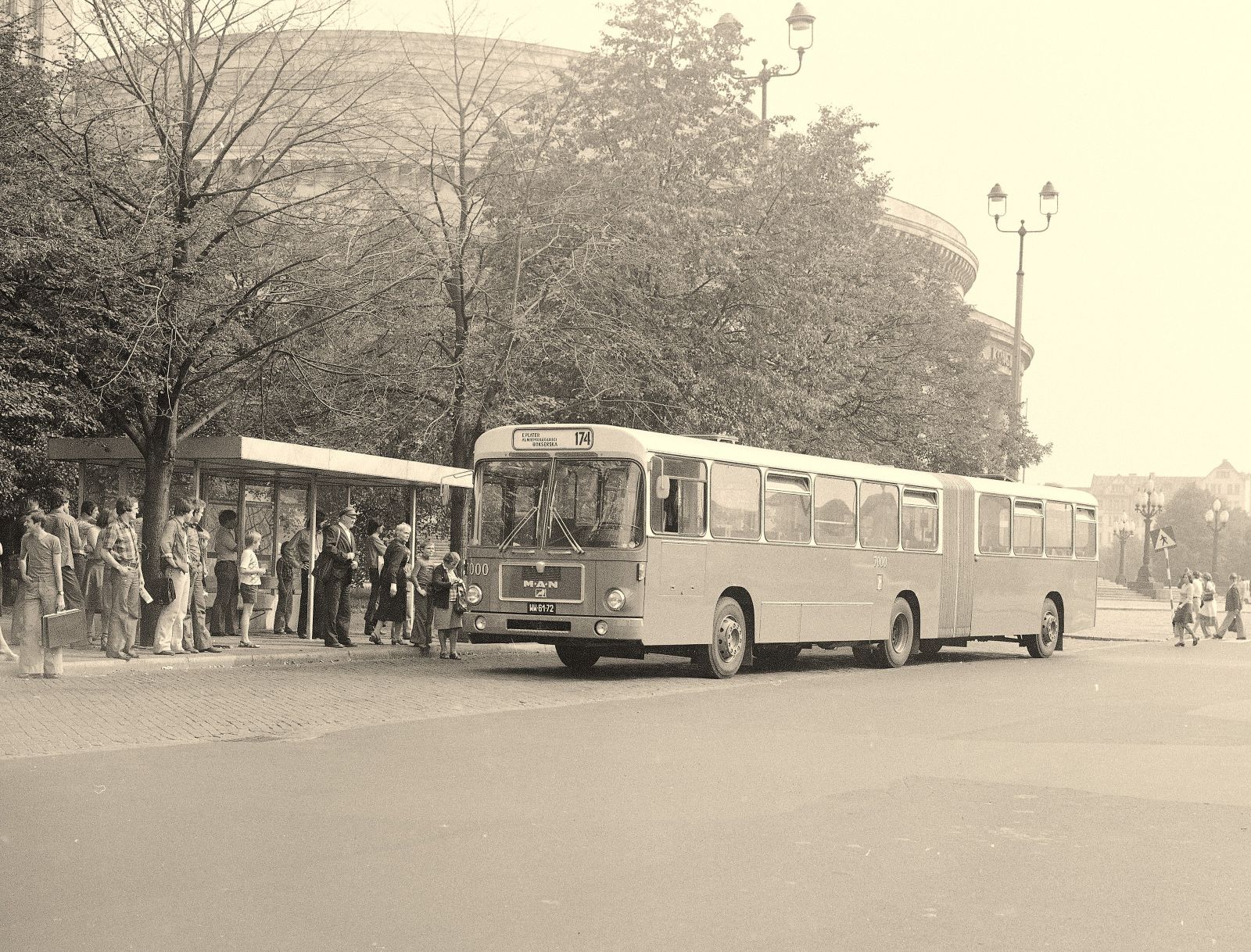 Infotrans - Warszawa: Legendarna wiata „Ełka” wraca na Centrum 01. ZTM zaprasza 21 września