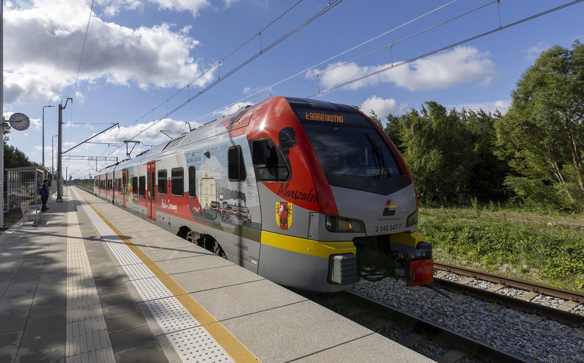 Inforail - Koniec modernizacji linii Skierniewice – Łowicz. Cała linia nr 11 po przebudowie, pociągi pojadą szybciej