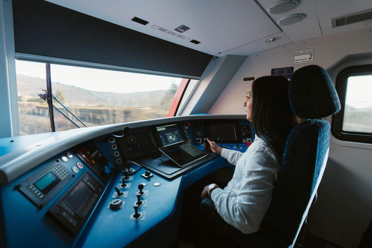 Inforail - ÖBB szukają pracowników. Płatne szkolenia także dla osób zmieniających branżę