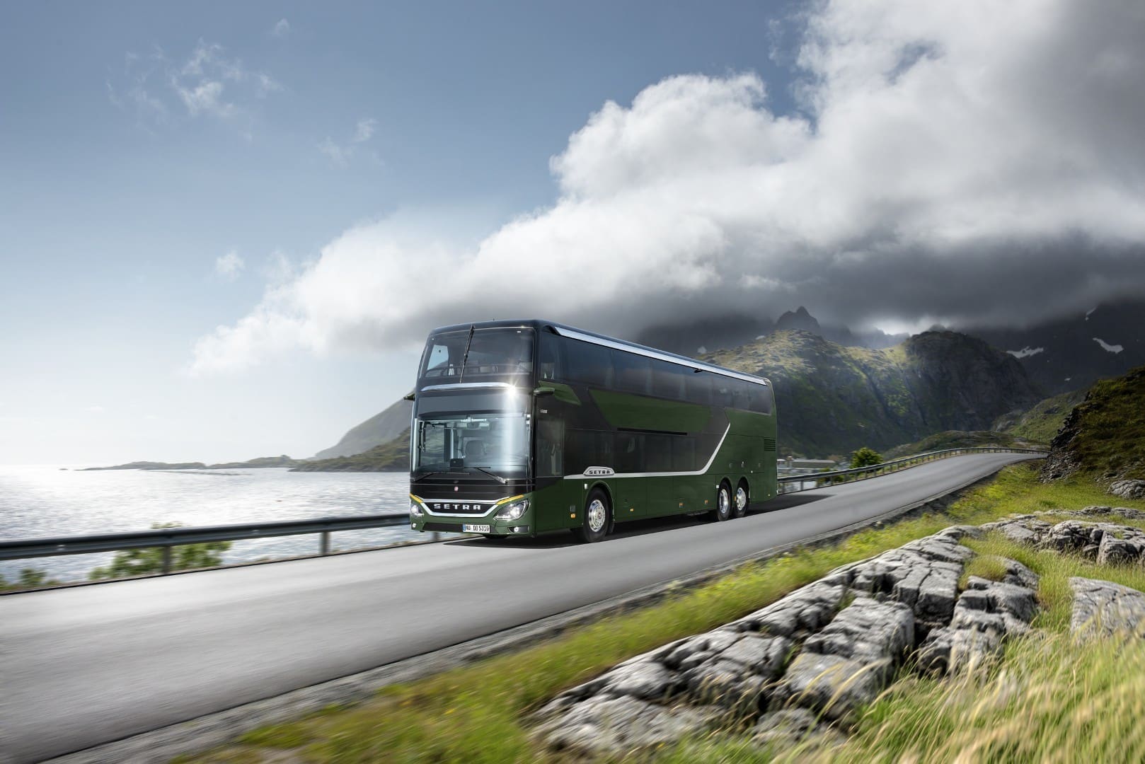 Infobus - Setra i Mercedes-Benz z nowymi napędami od 2027 roku: OM 470, OM 471 i ZF TraXon 2