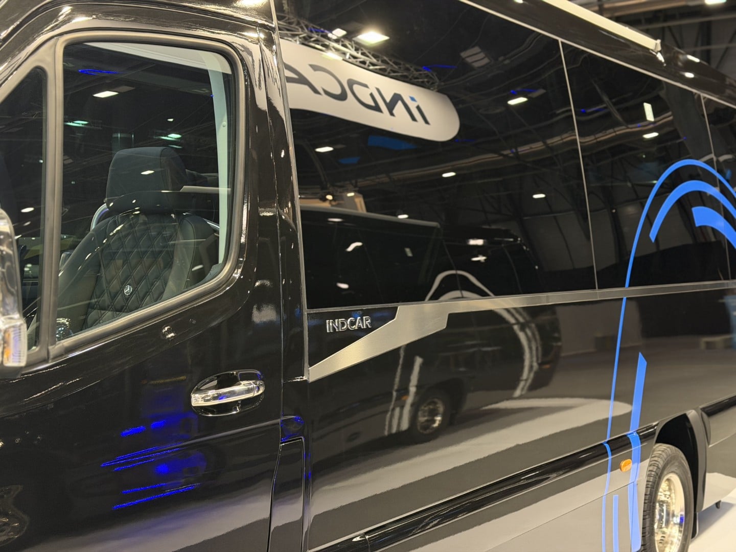 Infobus - FIAA 2026: Indcar celuje w 625 minibusów rocznie. Autobus Spica lżejszy o 3 proc.