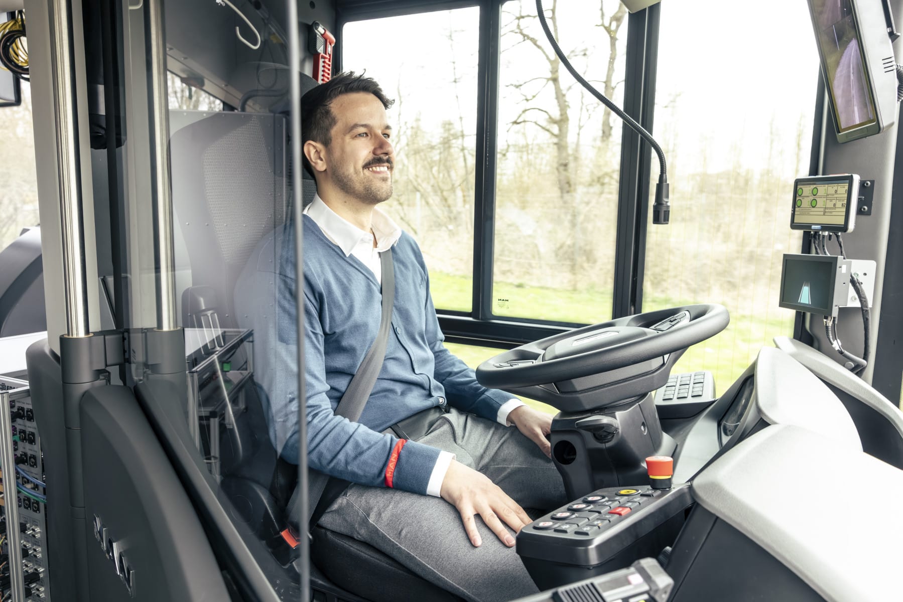Infobus - Niemcy dopłacą do autonomicznych autobusów. 14 mln euro federalnego wsparcia