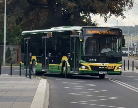 Infobus - Trzy nowe MAN-y już na liniach SPPK. Police zwiększają flotę bez wycofywania autobusów