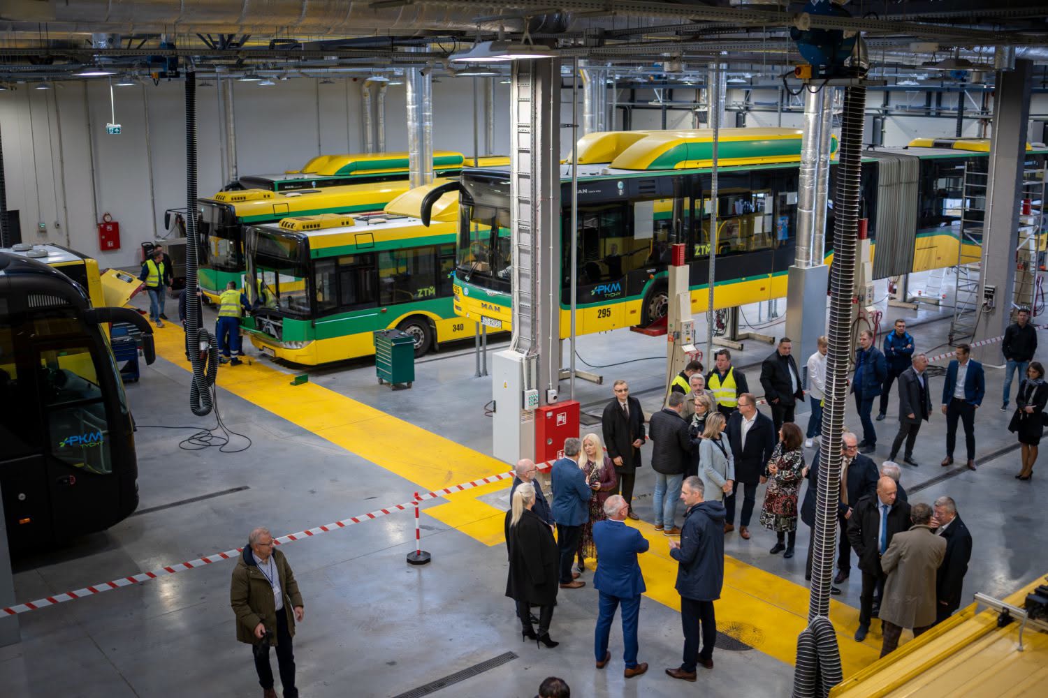 Infobus - PKM Tychy z umową na Centrum Kompetencyjne dla autobusów zeroemisyjnych