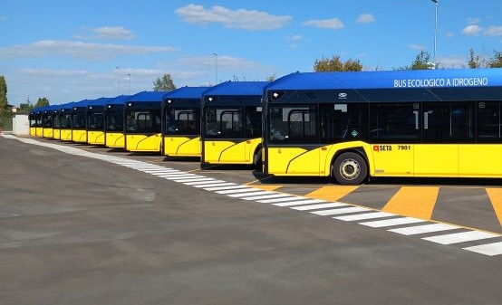 Infobus - Modena wchodzi w wodór. SETA odebrała 12 autobusów Solaris Urbino 12 hydrogen