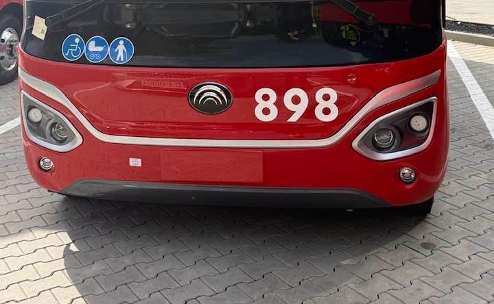 Infobus - Jelenia Góra ma trzy autobusy elektryczne. Yutongi E7S i U10 debiutują w MZK